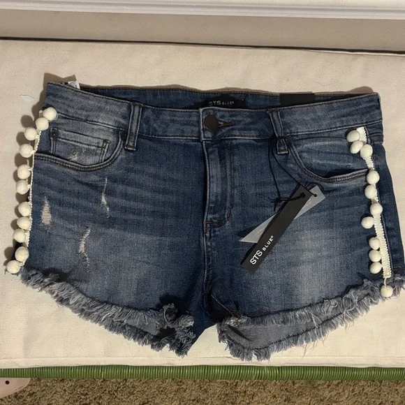 STS Blue Distressed Denim Shorts with Pom-Poms New with tags size 29 - Picture 10 of 10